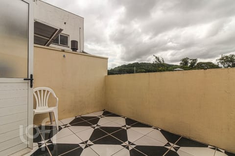 Image 11 - 255016